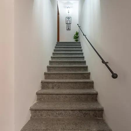 Borgolungo Apartment