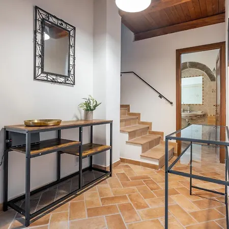 Apartment Borgolungo *